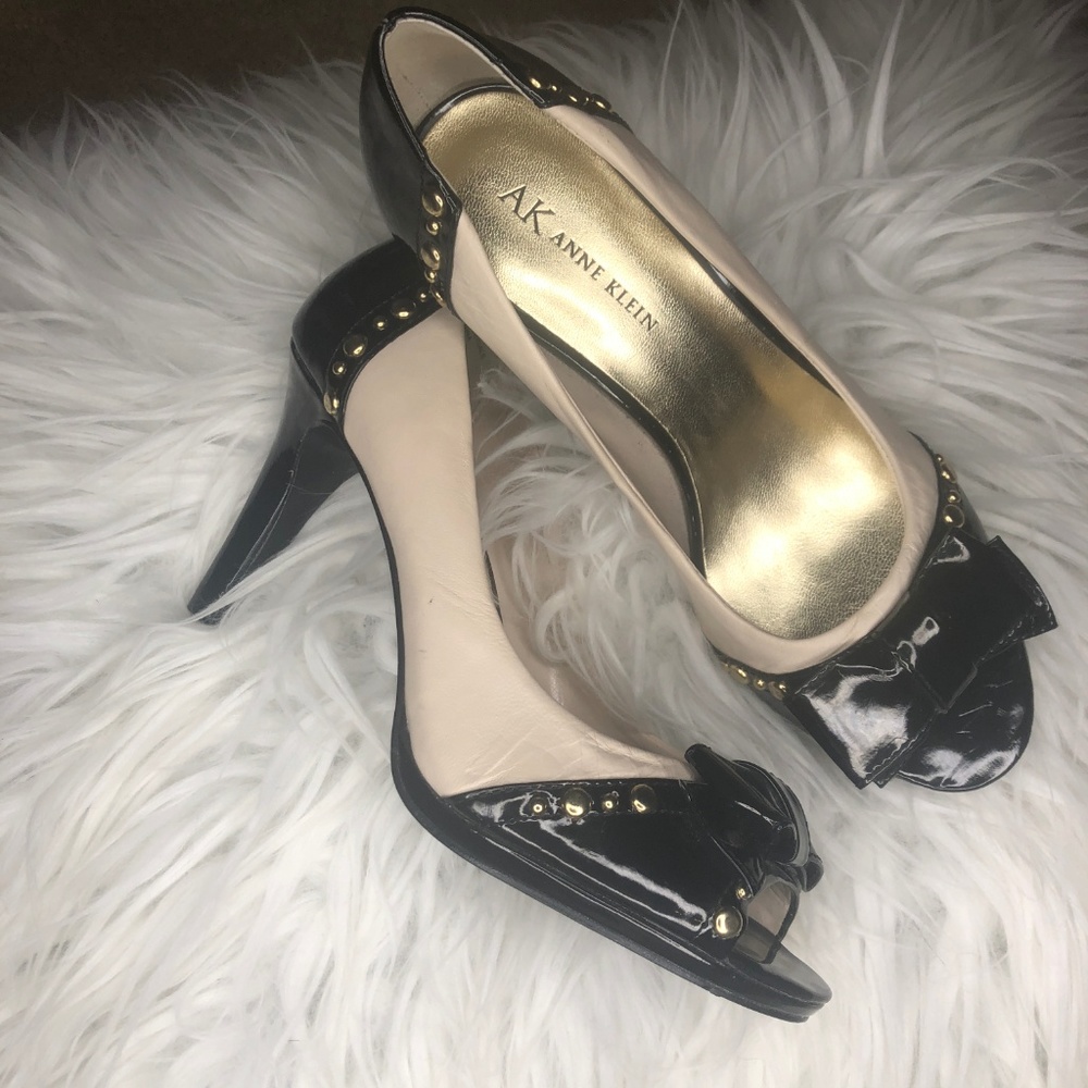 Anne Klein Open Toed Bow Heels 7 - Picture 2 of 5